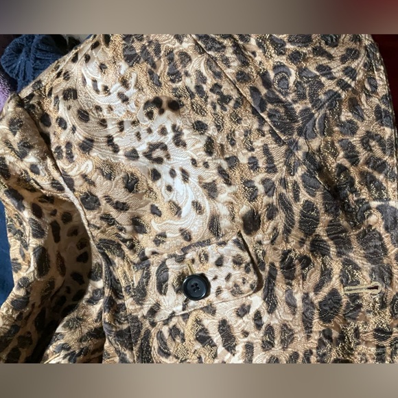 CHICO’S cheetah print light jacket - Picture 9 of 10